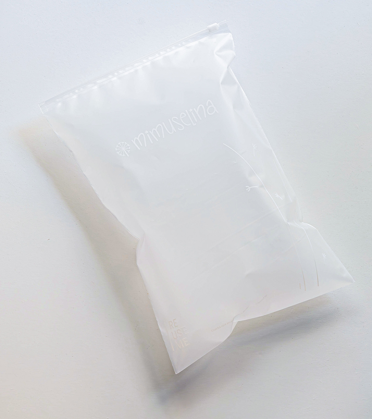 diseño de packaging plastico mimuselina desvio creativo
